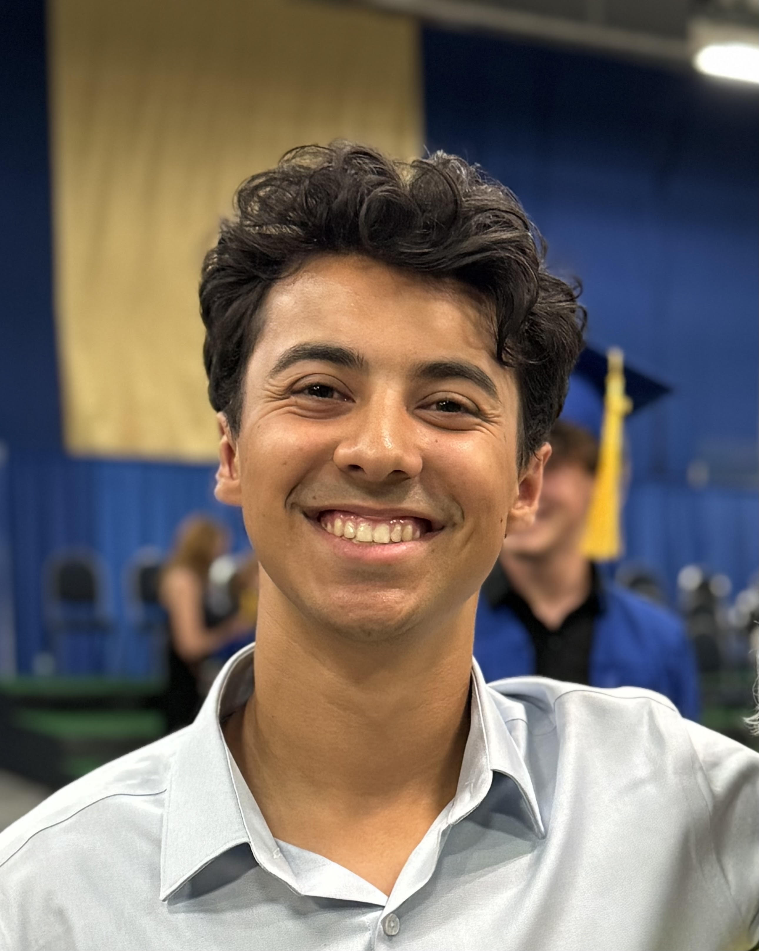 Isaiah Persad Headshot